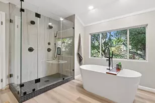 1715 Alhambra Ln, Oakland, CA 94611 - Photo 35