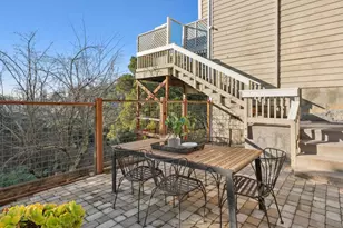 1715 Alhambra Ln, Oakland, CA 94611 - Photo 45