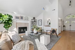 1715 Alhambra Ln, Oakland, CA 94611 - Photo 3