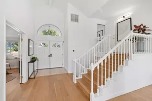 1715 Alhambra Ln, Oakland, CA 94611 - Photo 21