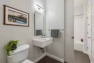 9 Ealing Ln, Oakland, CA 94608 - Photo 21