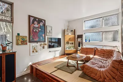 9 Ealing Ln, Oakland, CA 94608 - Photo 5