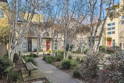 9 Ealing Ln, Oakland, CA 94608 - Photo 23