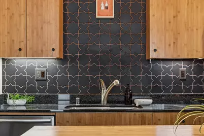 9 Ealing Ln, Oakland, CA 94608 - Photo 9