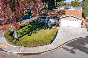 34312 Cornwallis Ct, Fremont, CA 94555 - Photo 3