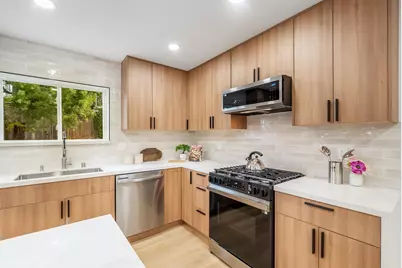 26373 Parkside Dr, Hayward, CA 94542 - Photo 11