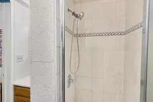 168 Laura St, San Francisco, CA 94112 - Photo 35