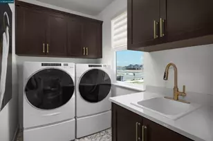 17032 Aldergrove Ct, Lathrop, CA 95330 - Photo 15