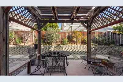 1388 Four Oaks Rd, San Jose, CA 95131 - Photo 43