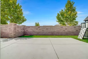 15455 Folktale Wy, Lathrop, CA 95330 - Photo 27