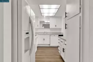 1108 Fairlawn Ct, Walnut Creek, CA 94595 - Photo 25