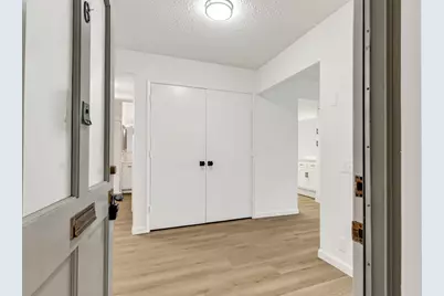 1108 Fairlawn Ct. #6, Walnut Creek, CA 94595 - Photo 5