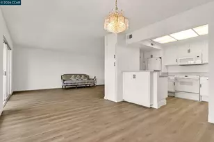 1108 Fairlawn Ct, Walnut Creek, CA 94595 - Photo 13