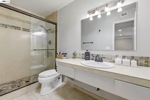 300 Civic Dr, Walnut Creek, CA 94596 - Photo 25