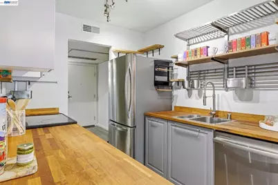 300 Civic Drive #402, Walnut Creek, CA 94596 - Photo 11
