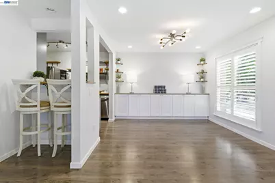 300 Civic Drive #402, Walnut Creek, CA 94596 - Photo 9