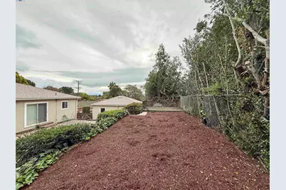 1516 Grove Way, Hayward, CA 94546 - Photo 29
