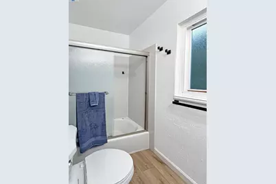 1516 Grove Way, Hayward, CA 94546 - Photo 21