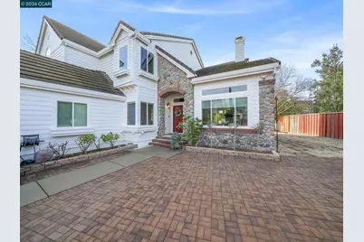 376 Blue Oak Ln, Clayton, CA 94517 - Photo 3