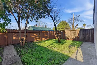 2719 Grant St, Concord, CA 94520 - Photo 31