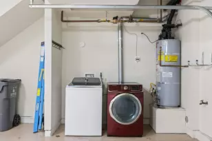 803 Zephyr Dr, Oakland, CA 94607 - Photo 33