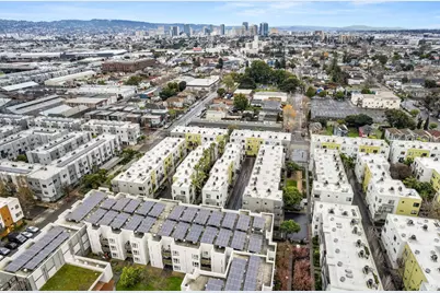 803 Zephyr Dr, Oakland, CA 94607 - Photo 45