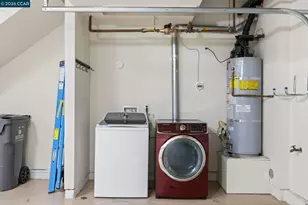 803 Zephyr Dr, Oakland, CA 94607 - Photo 33