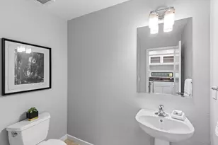 803 Zephyr Dr, Oakland, CA 94607 - Photo 13