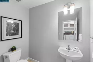 803 Zephyr Dr, Oakland, CA 94607 - Photo 13