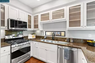 803 Zephyr Dr, Oakland, CA 94607 - Photo 9