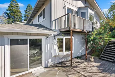 207 Midway Dr, Martinez, CA 94553 - Photo 41