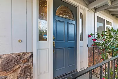 207 Midway Dr, Martinez, CA 94553 - Photo 5