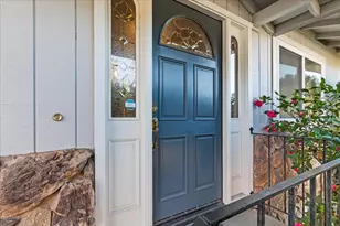 207 Midway Dr, Martinez, CA 94553 - Photo 5