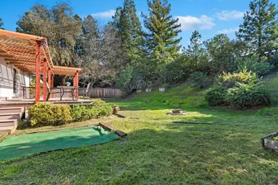 207 Midway Dr, Martinez, CA 94553 - Photo 47