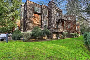 10900 Lucky Oak St, Cupertino, CA 95014 - Photo 39