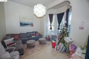 1432 Union St, Oakland, CA 94607 - Photo 17