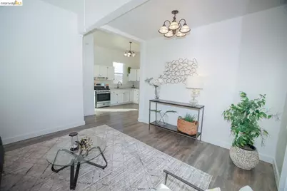 1432 Union St, Oakland, CA 94607 - Photo 3