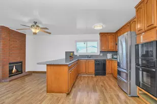 316 Meadows Dr, Vallejo, CA 94589 - Photo 5