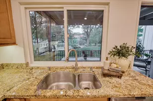 900 Terra California Dr #2, Walnut Creek, CA 94595 - Photo 5