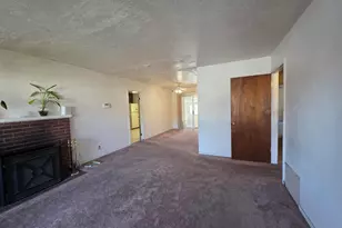 224 Ivy Dr, Menlo Park, CA 94025 - Photo 25