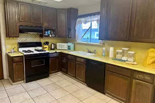 224 Ivy Dr, Menlo Park, CA 94025 - Photo 7