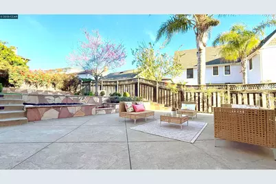 1018 Promenade St., Hercules, CA 94547 - Photo 9