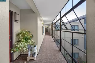 3751 Harrison St, Oakland, CA 94611 - Photo 25