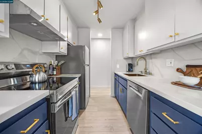 3751 Harrison Street #301, Oakland, CA 94611 - Photo 1