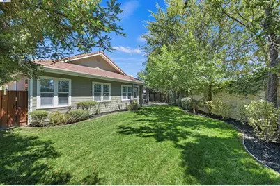 725 Central Ave, Livermore, CA 94551 - Photo 25