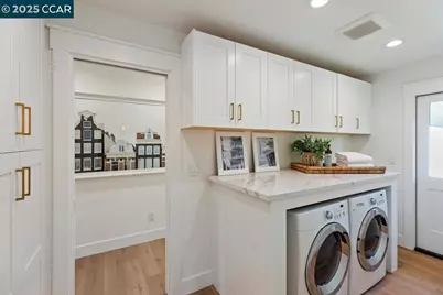 177 Ivy Dr, Orinda, CA 94563 - Photo 15