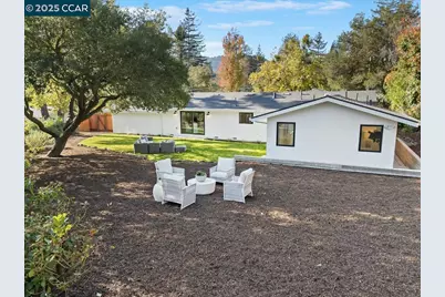 177 Ivy Dr, Orinda, CA 94563 - Photo 31