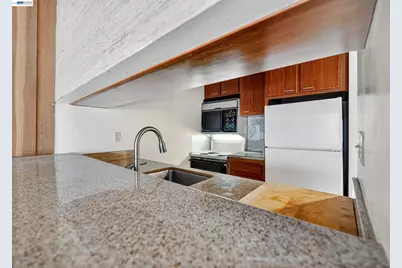 45 Ora Way #A303, San Francisco, CA 94131 - Photo 5