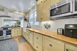 1215 Castro St, Martinez, CA 94553 - Photo 11