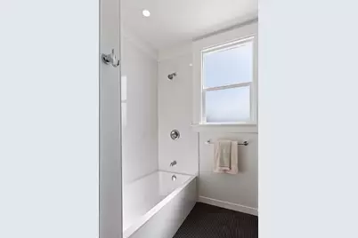 5914 Martin Luther King Jr Way, Oakland, CA 94609 - Photo 25